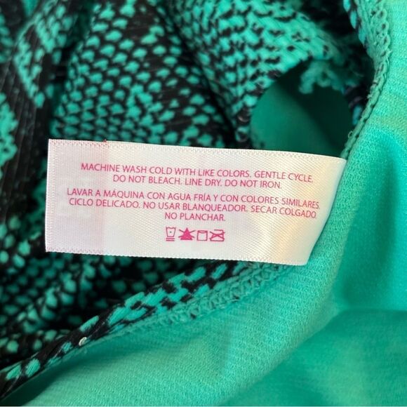 No Boundaries Green Snake Print Halter Swimsuit - Picture 7 of 7